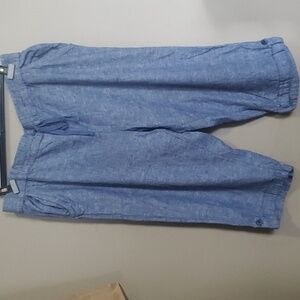 Ladies capris size 20